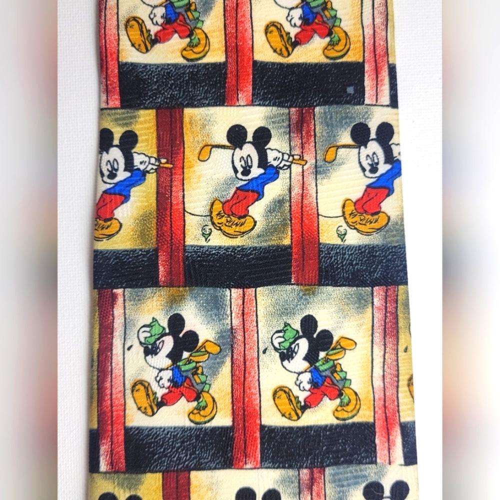 Disney Mickey Unlimited Mens Tie 57" x 4"